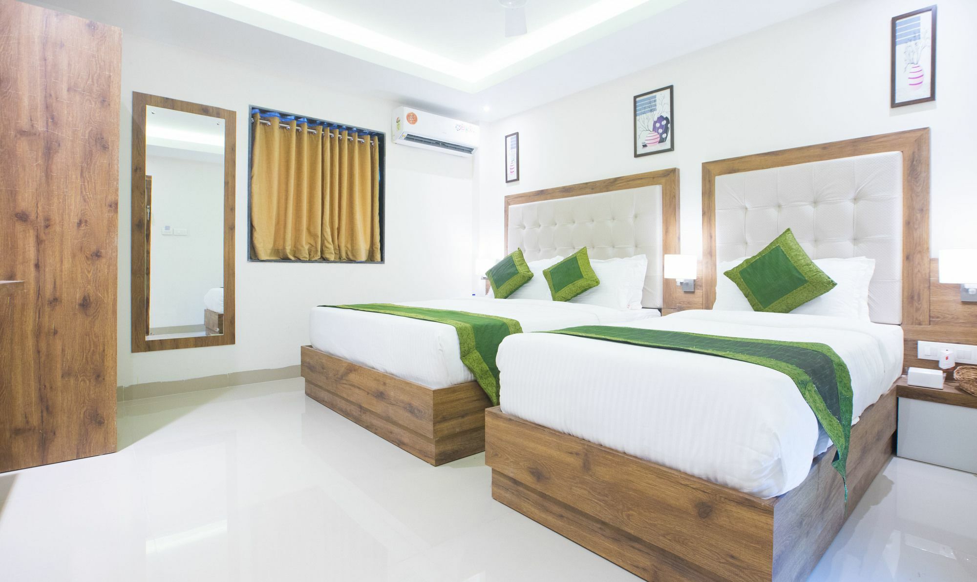 Hotel Treebo Amber International Mumbai Exterior foto