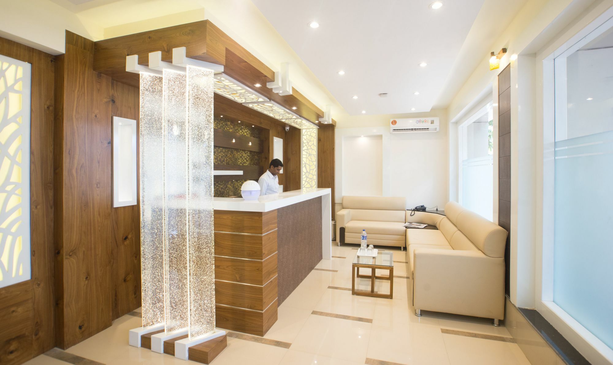 Hotel Treebo Amber International Mumbai Exterior foto